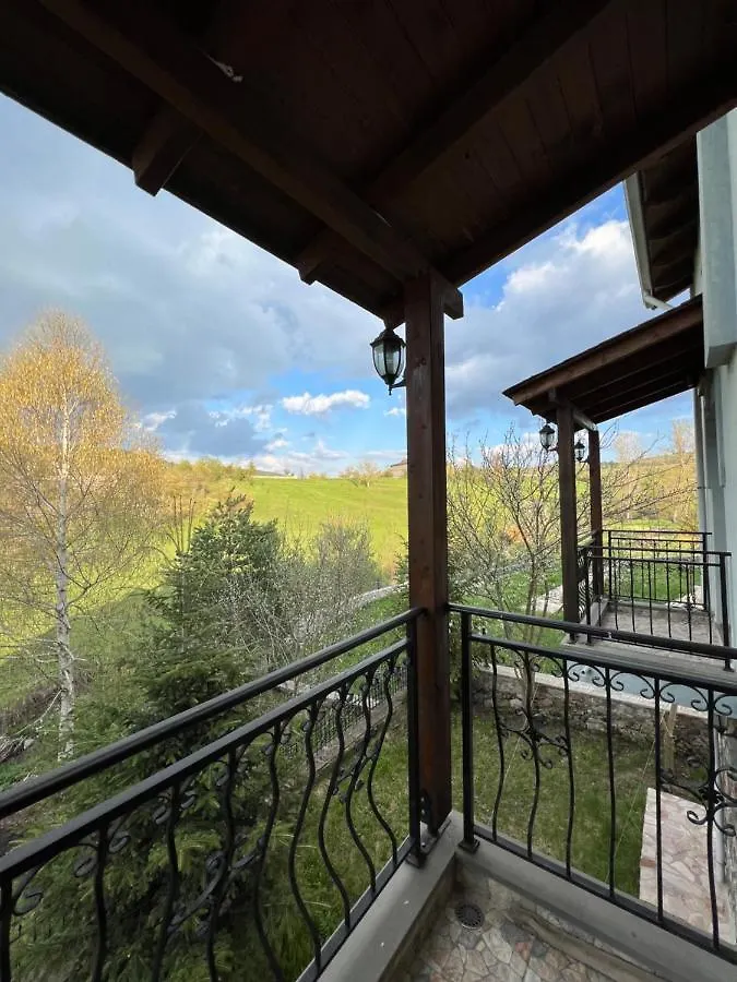 Vila Mata Voskopoje Albania